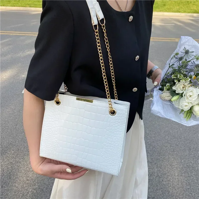 Women's Crossbody Shoulder Bag - Image 5
