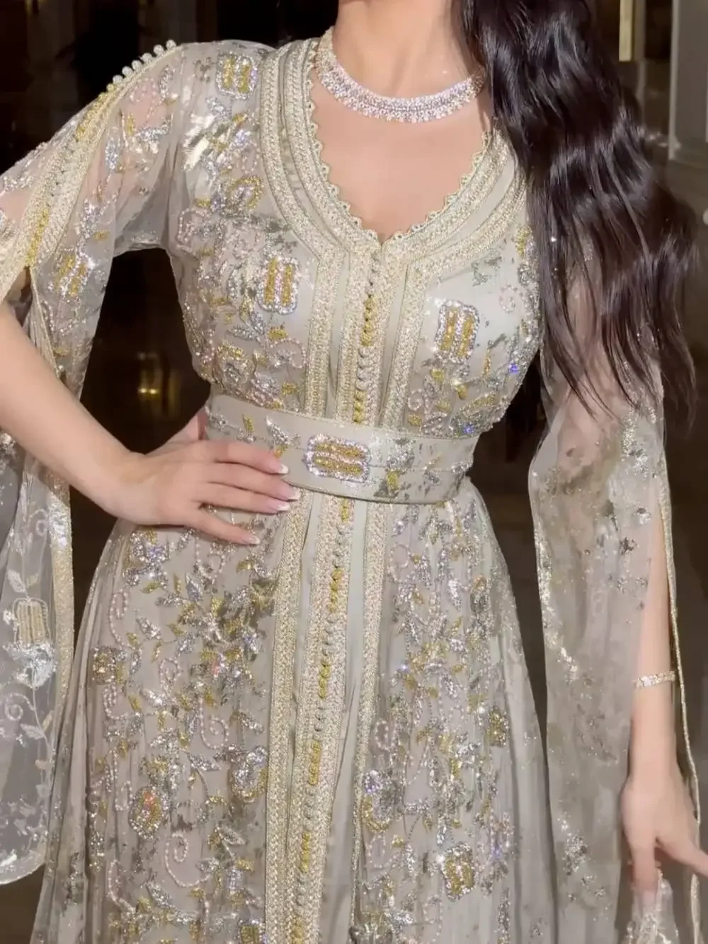 Moroccan Kaftan V-Neck Evening Dress - Image 3
