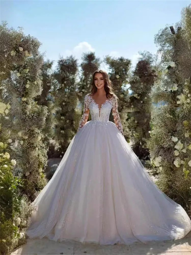 Long-Sleeve V-Neck Tulle Wedding Dress