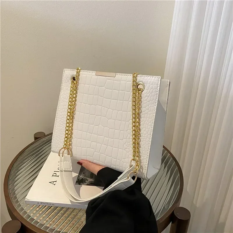 Women's Crossbody Shoulder Bag - Image 8