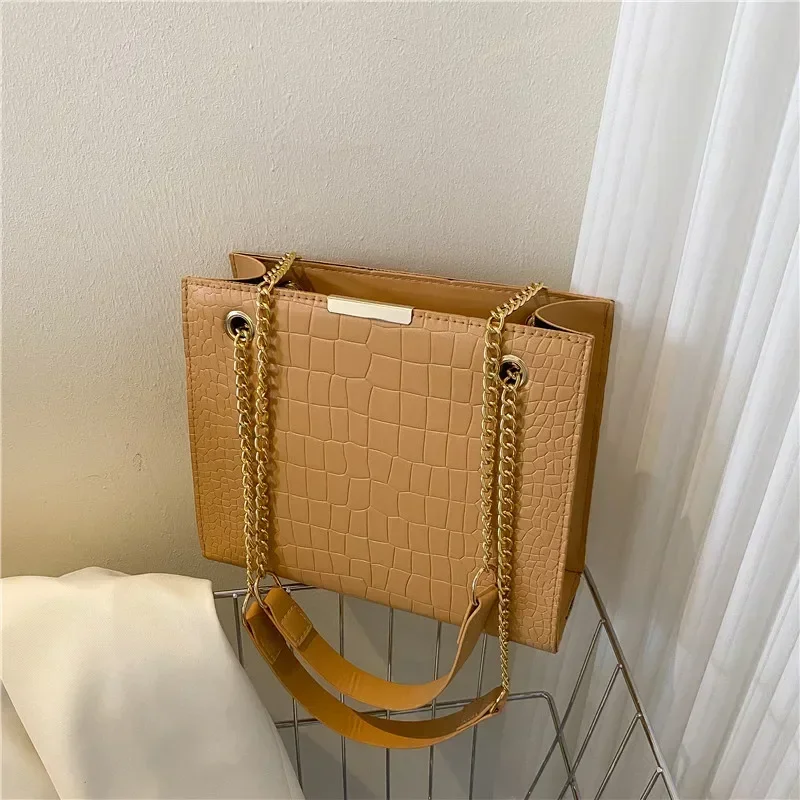Women's Crossbody Shoulder Bag - Image 7